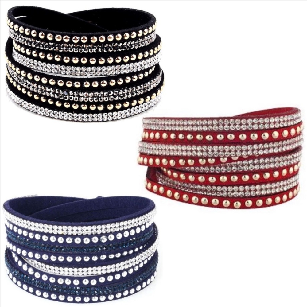 Rhinestone Wrap and Snap Bracelet 💕Price Drop 💕